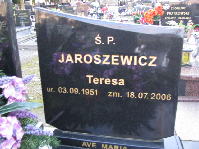 Teresa Jaroszewicz 1951 Piecki - Grobonet - Wyszukiwarka osób pochowanych